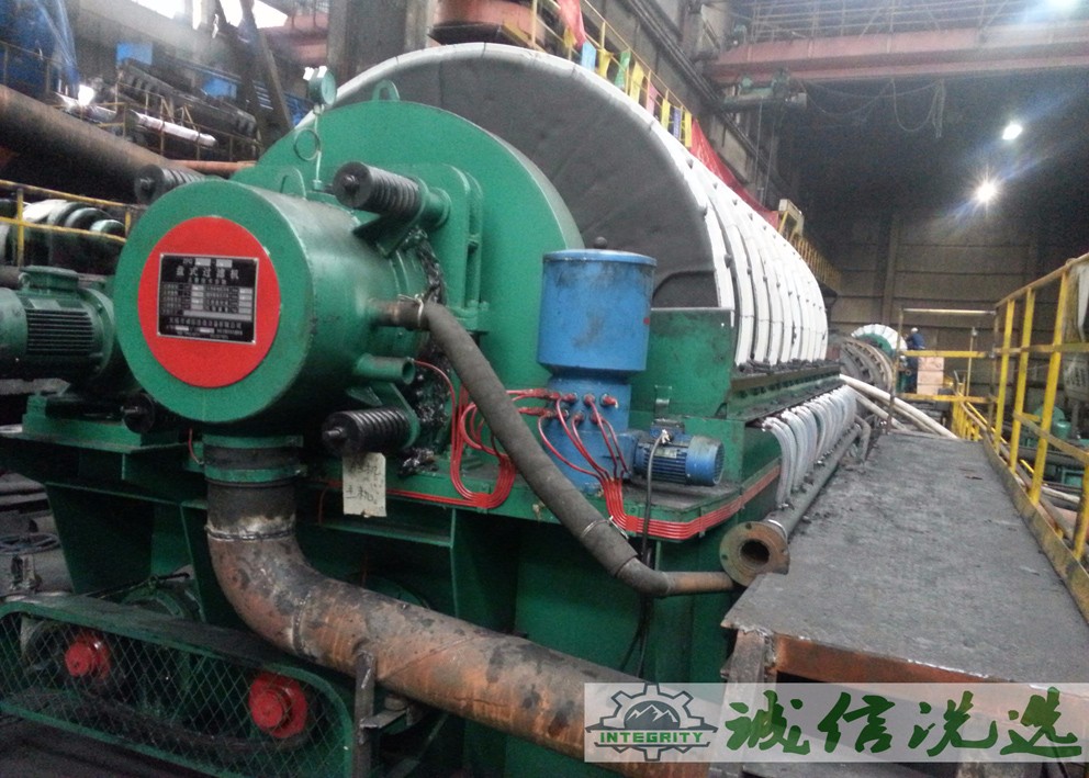 河北津西鋼鐵盤(pán)式真空過(guò)濾機(jī)現(xiàn)場(chǎng)